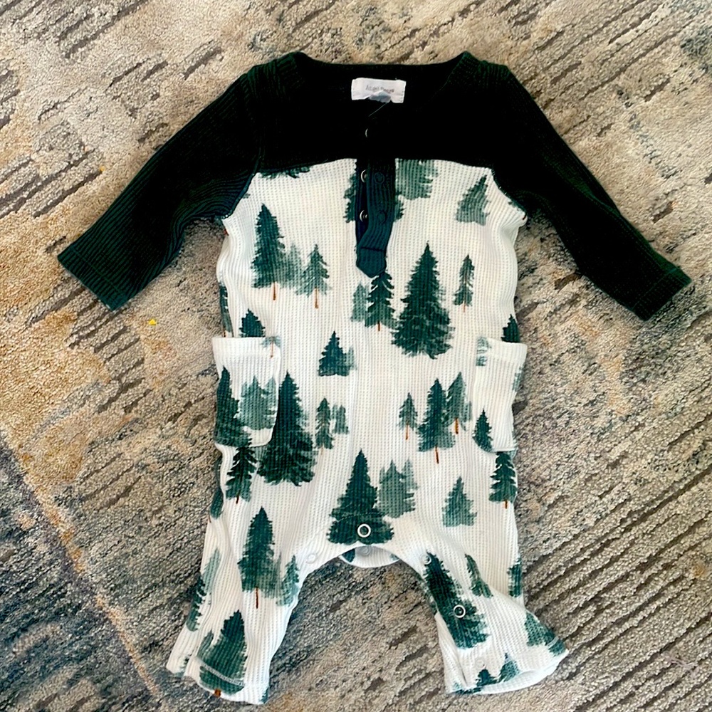 Angel Dear waffle Henley sz 0-3